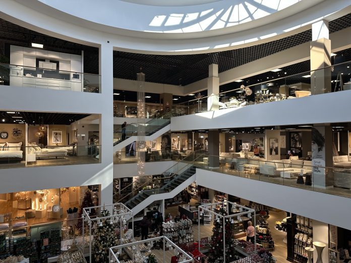 Mobexpert opens Transylvania’s largest furniture store in Brașov