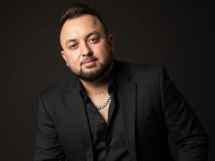 Ursache Carol Mihai, Branding Graphic Designer