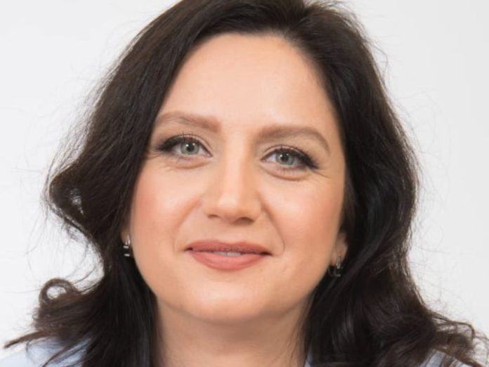 Carmen Negiba, Strategic Organizational Transformation Consultant, ICF-Certified Leadership & Team Coach, EMCC Mentor