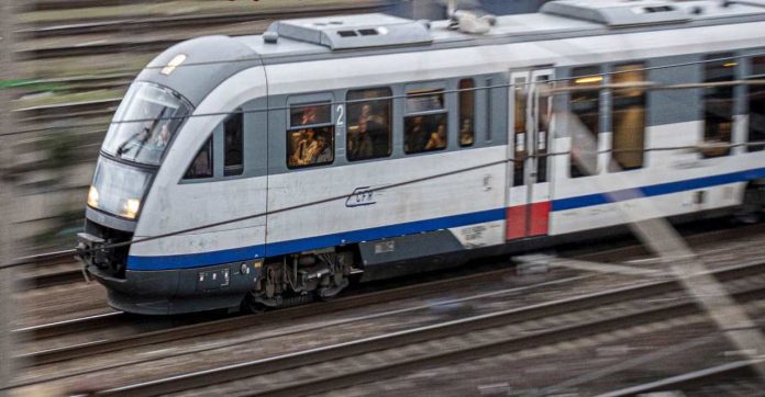CFR signs a RON 2.11 billion contract to modernize the Craiova–Drobeta Turnu Severin–Caransebeș railway line