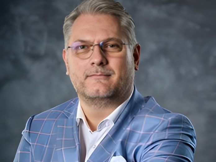 Flavius Muntean, Fractional CFO