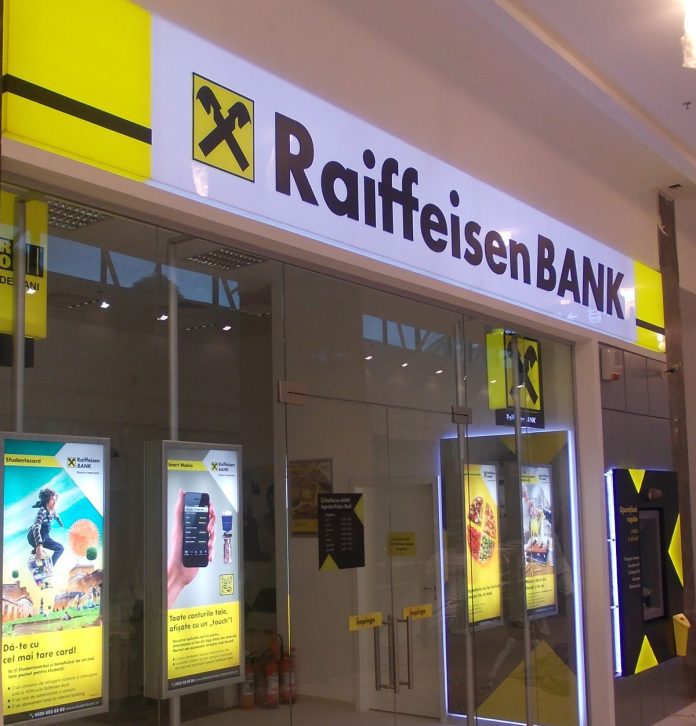 Raiffeisen brings investment education into its banking app