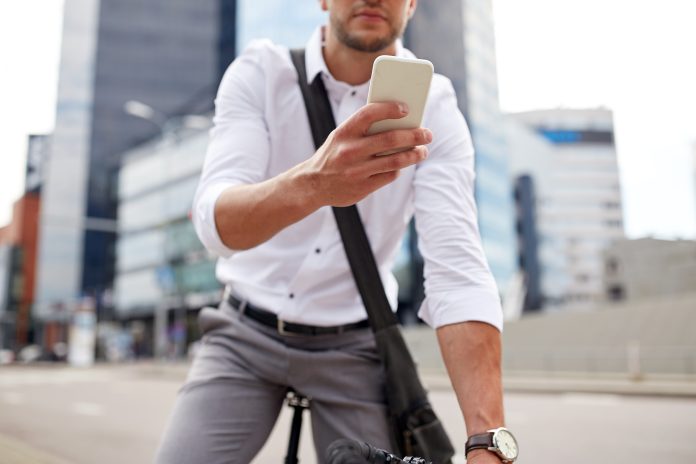 Minglr, the Romanian app connecting business professionals in real time