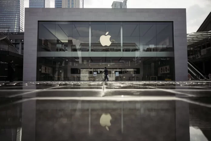 iPhone sales drive Apple to a new quarterly revenue record
