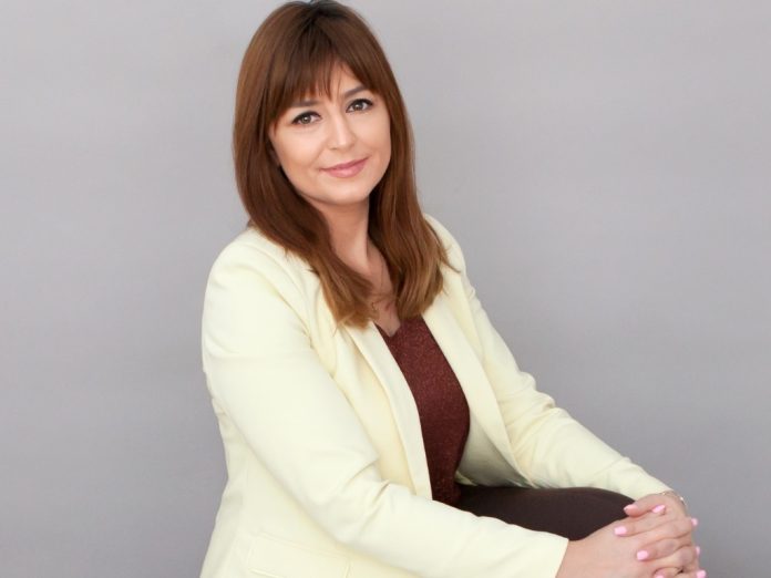 Cristina Profeanu, HR specialist