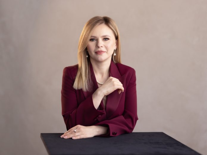 Daniela Maior, Partner & Co-founder VERTIK Group & President & Co-founder ARIR